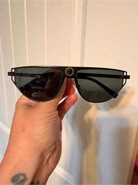 Black versace sun glasses men